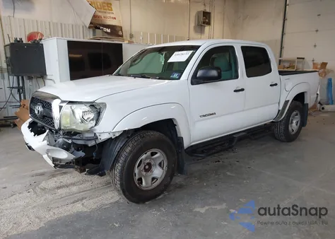 2011 Toyota Tacoma Prerunner V6 из США, поврежденный, VIN 3TMJU4GN1BM121220